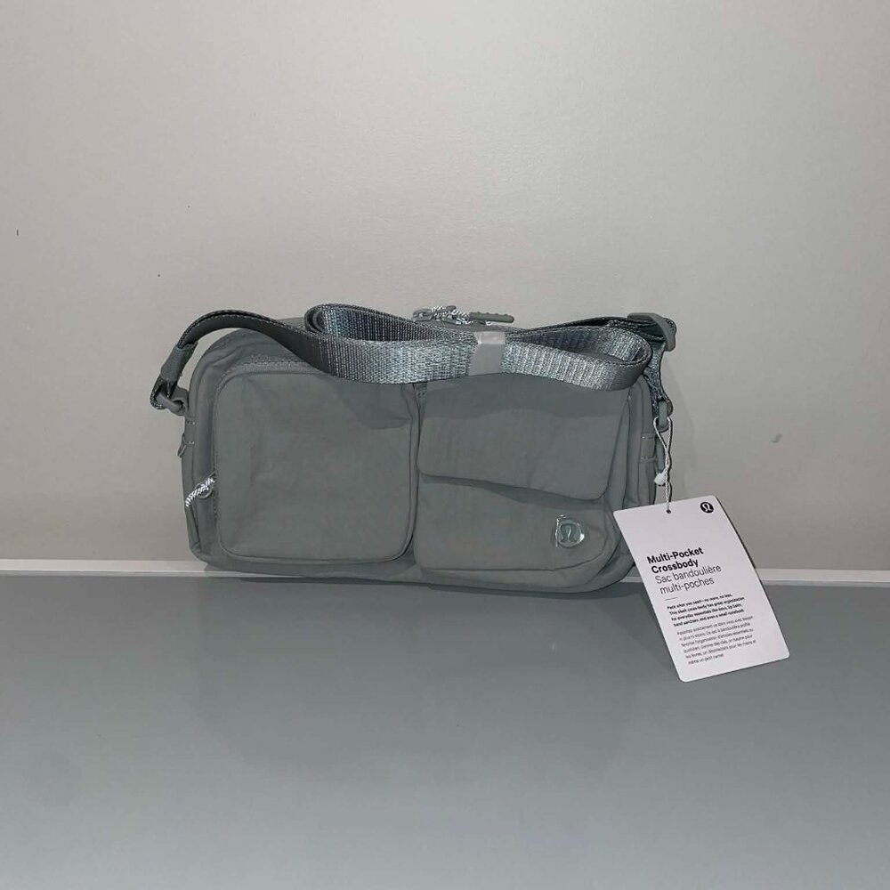 LULULEMON Multi-Pocket Crossbody Bag Purse – NEW WITH TAGS Jade Grey